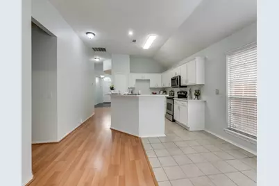 4801 Holly Berry Drive, Plano, TX 75093 - Photo 5