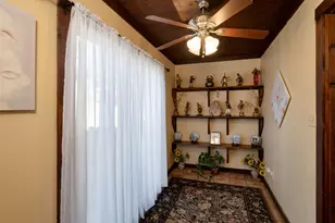 920 E Lake Dr, Weatherford, TX 76087 - Photo 7