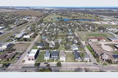 205 E 5th Street, Ferris, TX 75125 - Photo 11