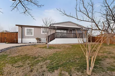 819 Hoss Road, Sanger, TX 76266 - Photo 3