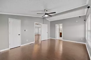 819 Hoss Rd, Sanger, TX 76266 - Photo 15