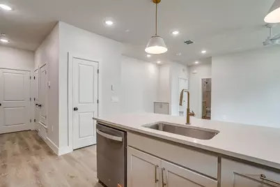 408 Foch Street #203, Fort Worth, TX 76107 - Photo 9