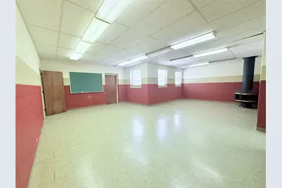 213 N Burnett Avenue, Denison, TX 75020 - Photo 13