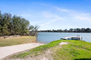 6819 Evergreen Ct, Weatherford, TX 76087 - Photo 3