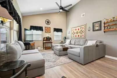 6819 Evergreen Court, Weatherford, TX 76087 - Photo 7