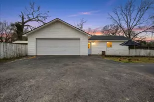 398 S Montgomery, Gilmer, TX 75645 - Photo 39