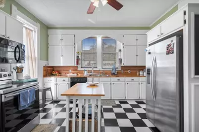 398 S Montgomery, Gilmer, TX 75645 - Photo 19