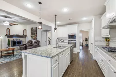 4900 Bonfire Way, Aubrey, TX 76227 - Photo 9