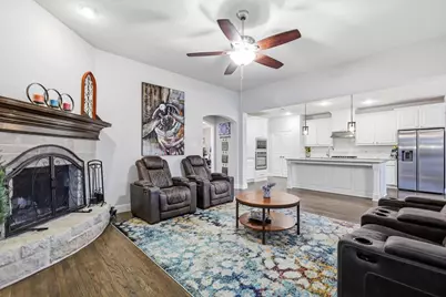 4900 Bonfire Way, Aubrey, TX 76227 - Photo 7