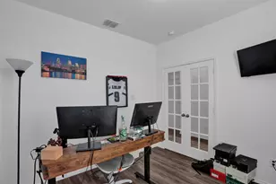 2301 Pyrite Dr, Savannah, TX 76227 - Photo 7