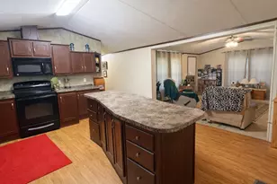 400 Avenue D, Point, TX 75472 - Photo 5