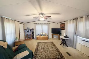 400 Avenue D, Point, TX 75472 - Photo 3