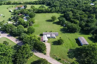 400 Avenue D, Point, TX 75472 - Photo 15