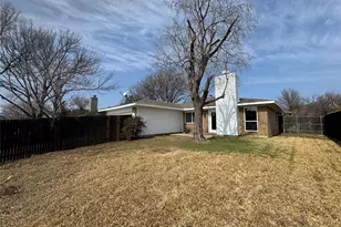 1734 Sterling Ln, Lewisville, TX 75067 - Photo 17