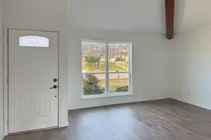 1734 Sterling Ln, Lewisville, TX 75067 - Photo 3