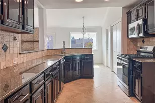 1734 Sterling Ln, Lewisville, TX 75067 - Photo 9