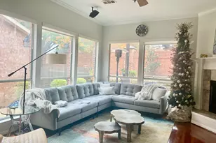 2917 Waterford Dr, Irving, TX 75063 - Photo 5