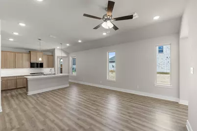 8725 Acorn Avenue, Justin, TX 76247 - Photo 11