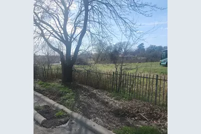 725 E John Carpenter Freeway, Irving, TX 75062 - Photo 7