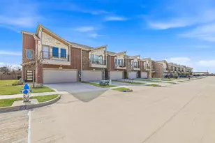 5653 Woodlands Dr, The Colony, TX 75056 - Photo 3