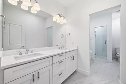 5653 Woodlands Drive, The Colony, TX 75056 - Photo 17