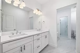 5653 Woodlands Dr, The Colony, TX 75056 - Photo 17