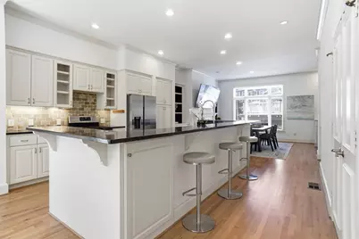 2601 Colby Street, Dallas, TX 75204 - Photo 3