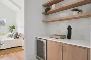 6929 Robin Rd, Dallas, TX 75209 - Photo 21