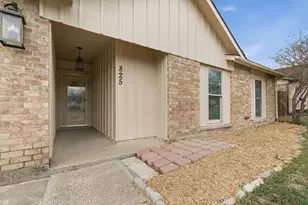 825 W Embercrest Dr, Arlington, TX 76017 - Photo 5