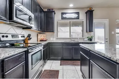 5808 Windy Meadow Lane, Grand Prairie, TX 75052 - Photo 7