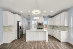 1317 E Tucker St, Fort Worth, TX 76104 - Photo 11