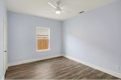 1317 E Tucker Street, Fort Worth, TX 76104 - Photo 23