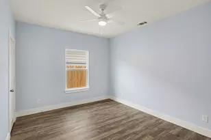 1317 E Tucker St, Fort Worth, TX 76104 - Photo 23