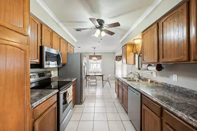 4011 Mountain Vista Drive, Granbury, TX 76048 - Photo 7