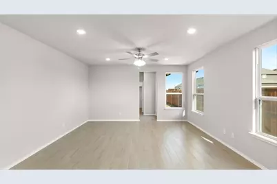 2001 Bayfront Drive, Josephine, TX 75189 - Photo 9