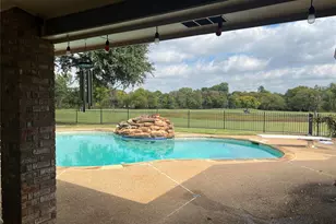 2601 Oak Point Dr, Garland, TX 75044 - Photo 15