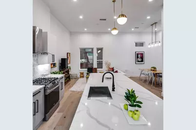 4208 Live Oak Street #102, Dallas, TX 75204 - Photo 3