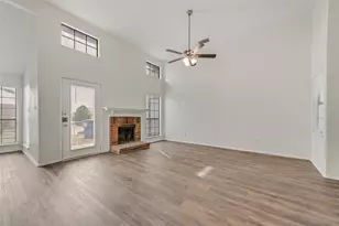 1362 Southridge Dr, Lancaster, TX 75146 - Photo 7