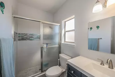 3820 Meadowmere Lane, Arlington, TX 76001 - Photo 17