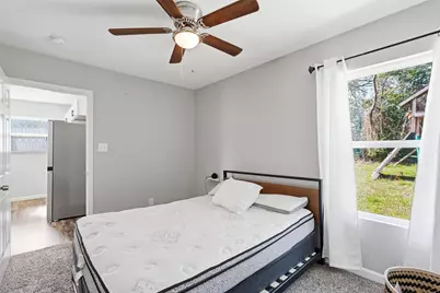 2637 Pine Street, Dallas, TX 75215 - Photo 15