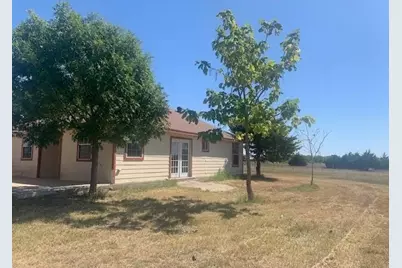 5825 State Highway 160, Whitewright, TX 75491 - Photo 23