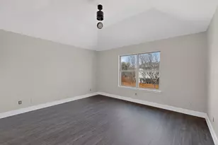 5204 Sherburne Dr, Arlington, TX 76018 - Photo 17