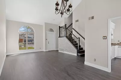 5204 Sherburne Drive, Arlington, TX 76018 - Photo 15