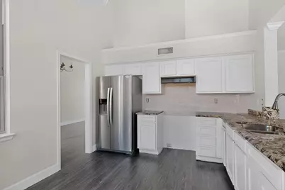 5204 Sherburne Drive, Arlington, TX 76018 - Photo 11