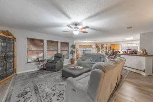 5260 Dillon Cir, Haltom City, TX 76137 - Photo 17