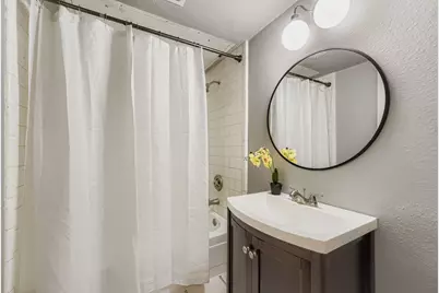 11907 Leisure Drive, Dallas, TX 75243 - Photo 15