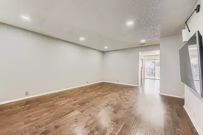 11907 Leisure Drive, Dallas, TX 75243 - Photo 5