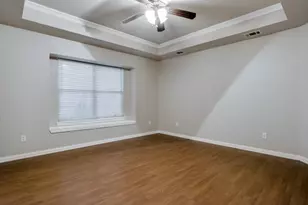 883 San Jacinto Dr, Grand Prairie, TX 75052 - Photo 19