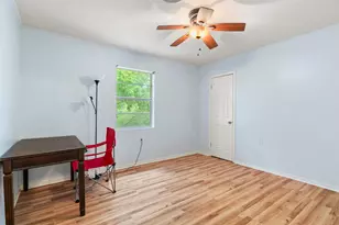 1010 Nina St, Bowie, TX 76230 - Photo 27