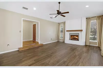 4914 Spring Creek Road, Arlington, TX 76017 - Photo 9